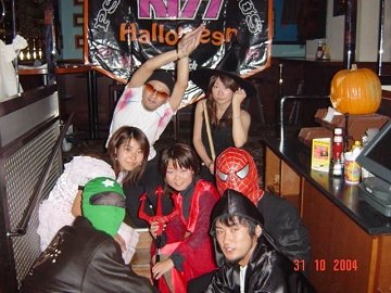 [HALLOWEEN PARTY '04]