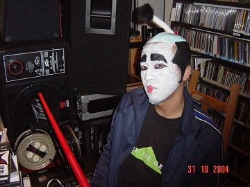 [HALLOWEEN PARTY '04]
