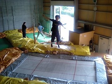 [トランポリン]