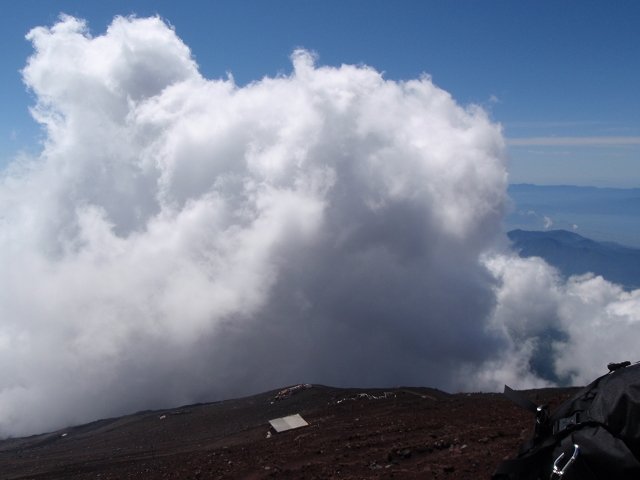 [富士登山 雲](72/80)