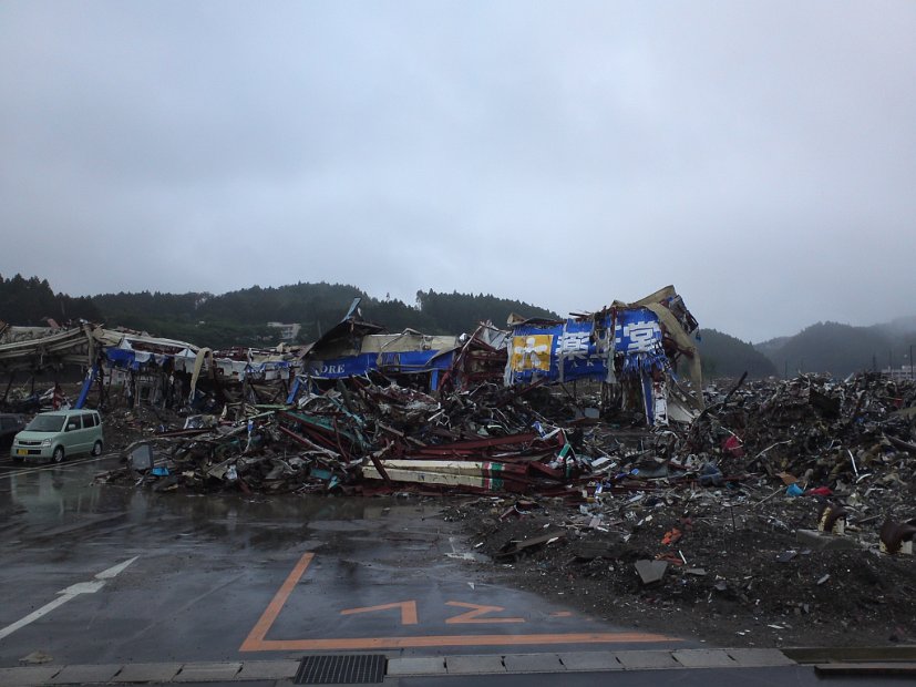 [宝塚第1次希望応援隊]