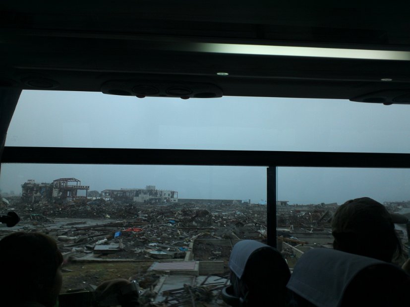 [宝塚第1次希望応援隊]