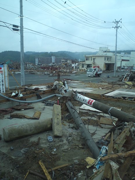 [宝塚第1次希望応援隊]